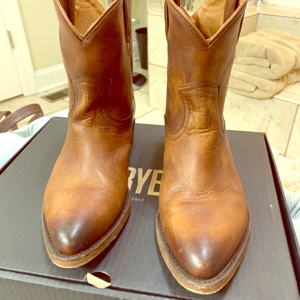 Frye Billy Short Boots